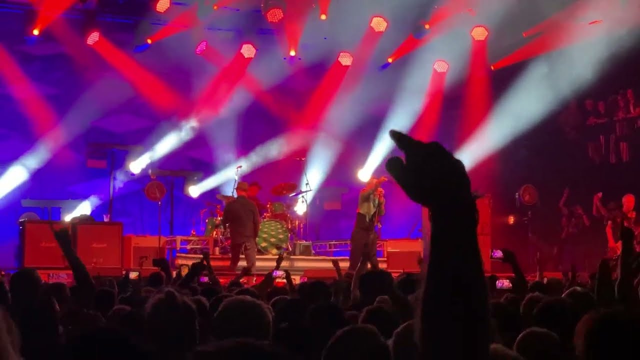 GRINSPOON Live. Brisbane 2023. Chemical Heart, Better Off Alone, Champion. Dec 16, 2023