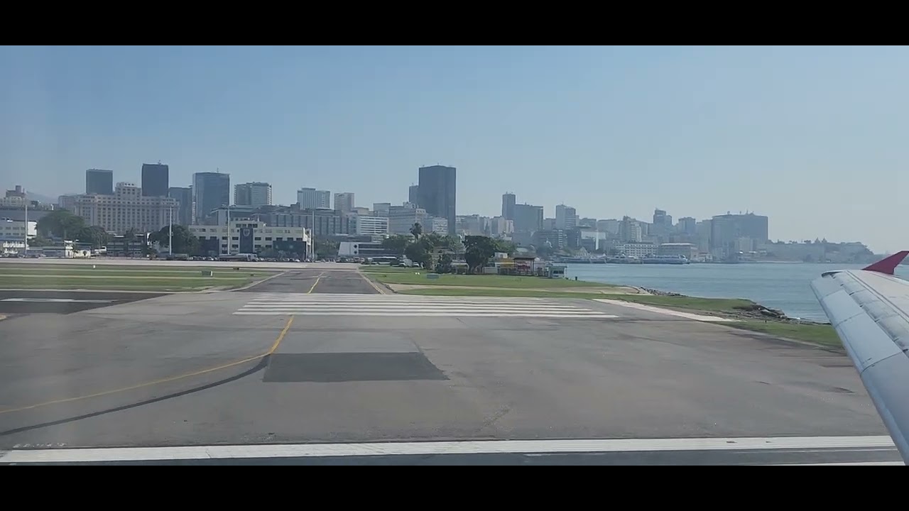 Taking Off from Rio de Janeiro Santos Dumont Airport on board Latam Airlines A319 towards São Paulo