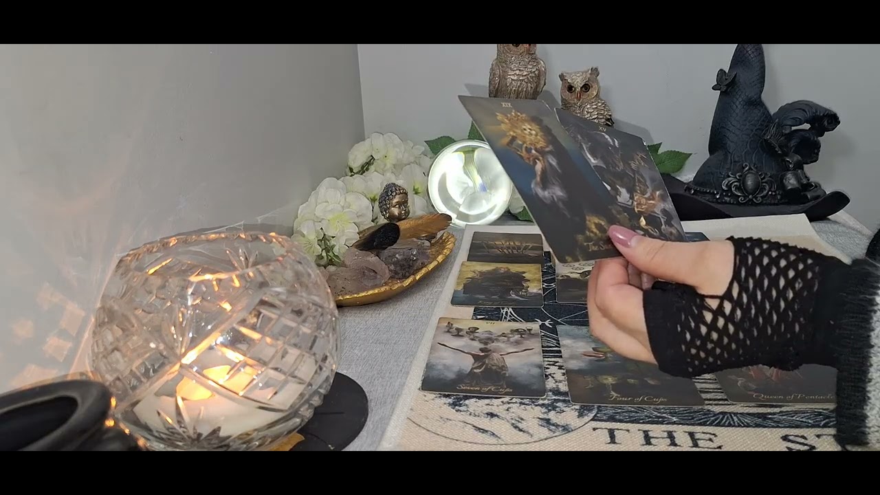 Amantes libres .o no libres , inrresposable, ante todo lo que no cumplió. no canviara es un jugador 