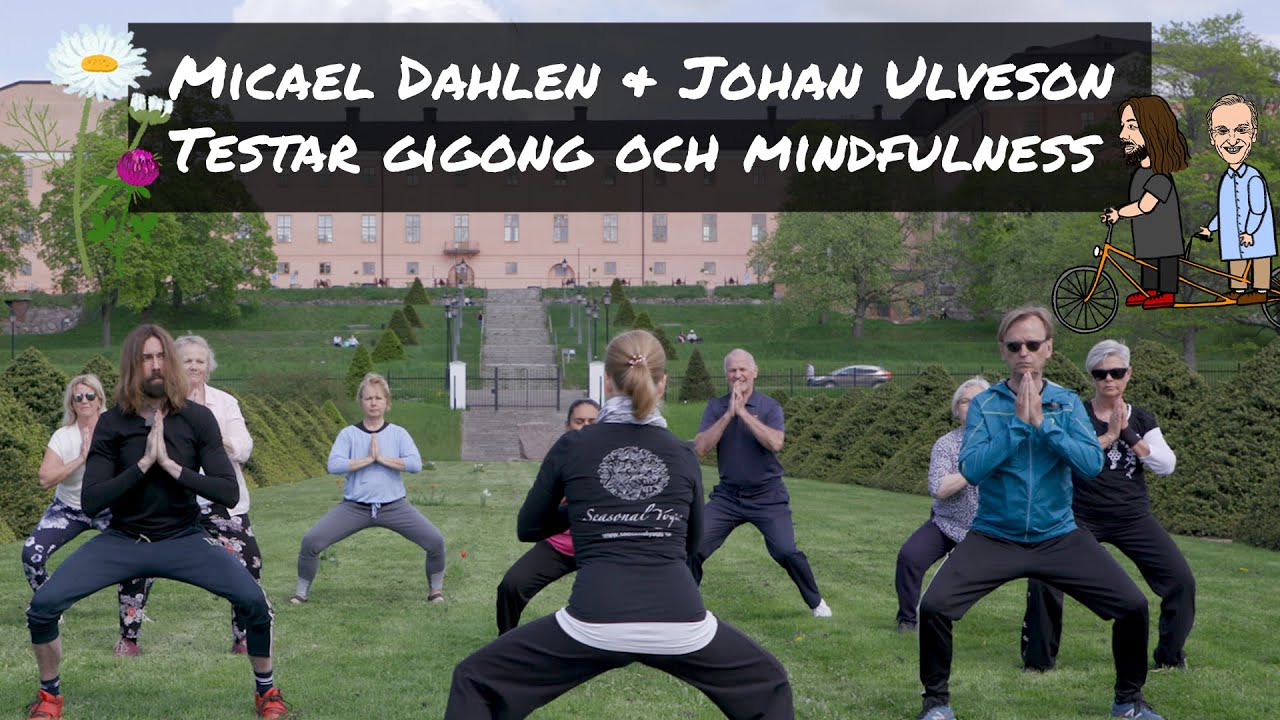 Micael Dahlen och Johan Ulvesson testar Qigong i Botaniska Trädgården