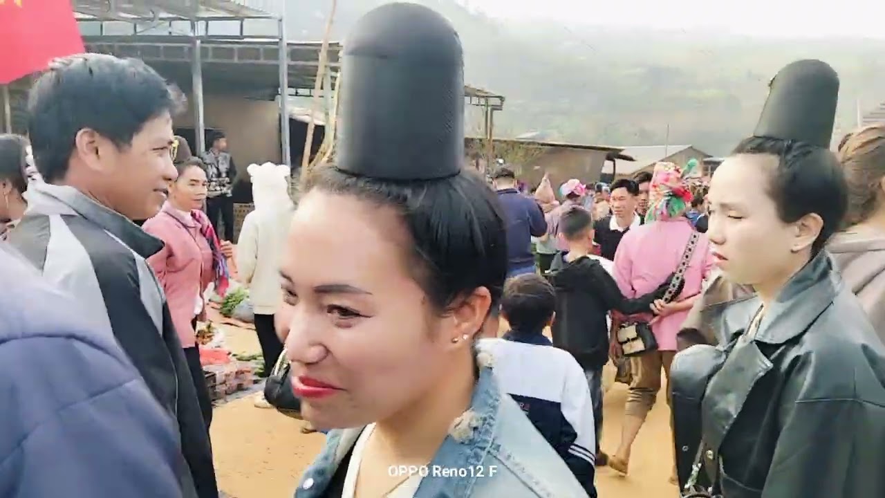 Cảnh chợ phiên cuối năm 