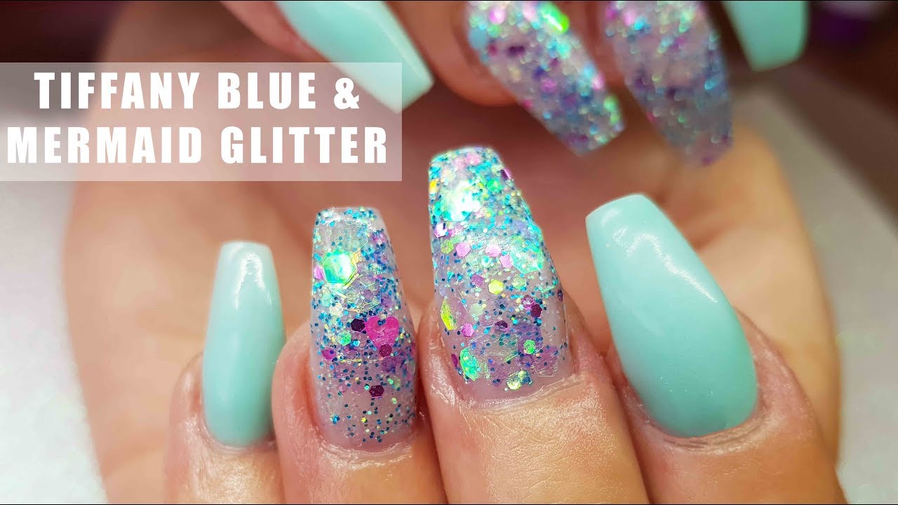 ACRYLIC NAILS TIFFANY BLUE AND CHUNKY MERMAID GLITTER | NAIL ART