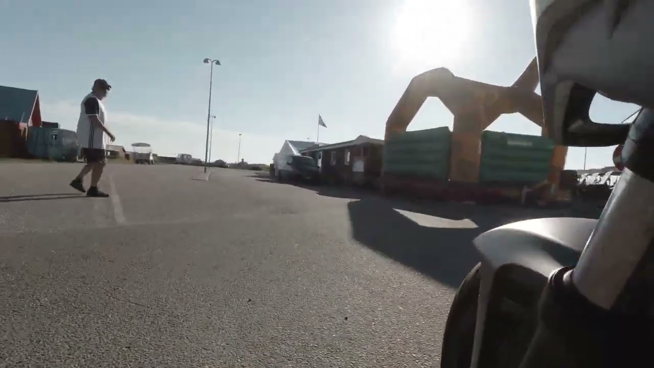 Kom med på MC tur rundt på Aarø. En lille hyggelig ø i Aarøsund, øst for Haderslev.