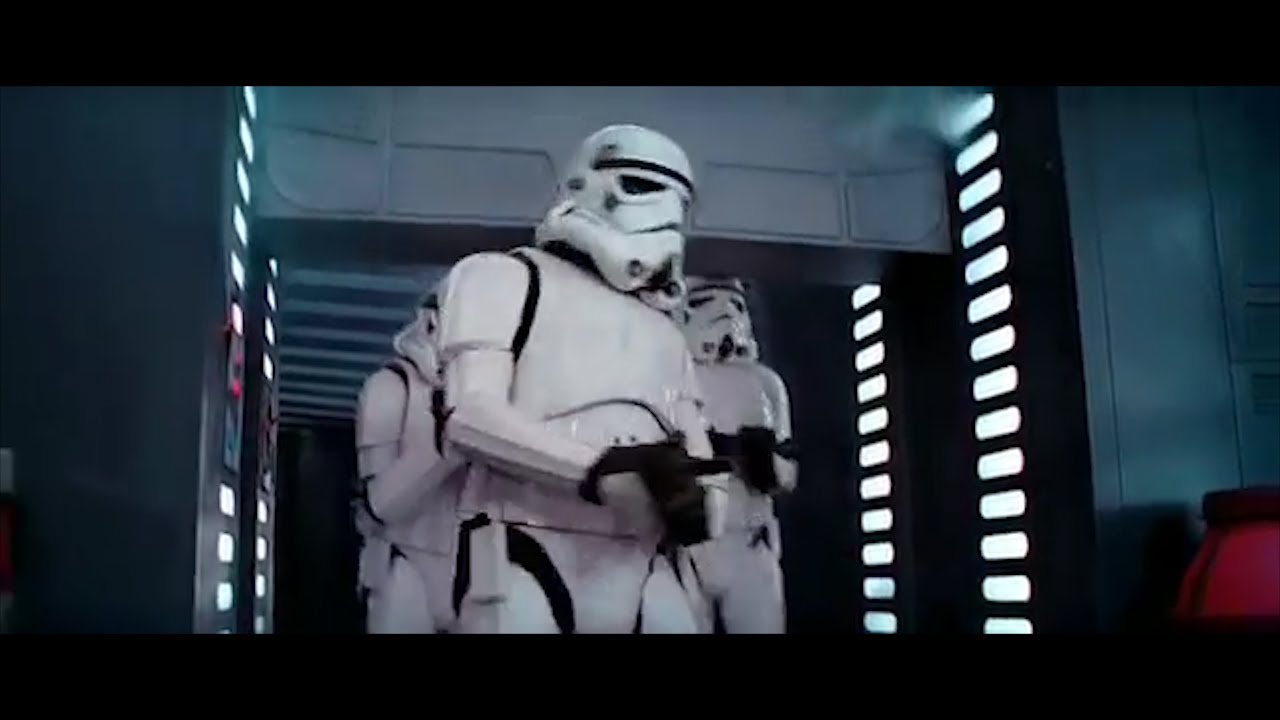 Największe wpadki statystów filmowych