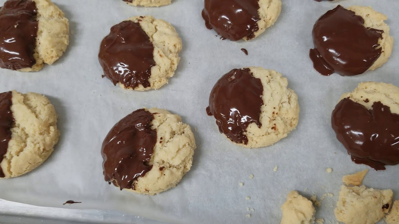 Baker's Ammonia/Ammonium Carbonate: Swedish Dream Cookies