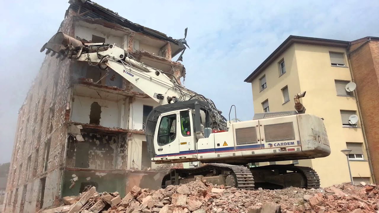 Démolition d'un immeuble d'habitation
