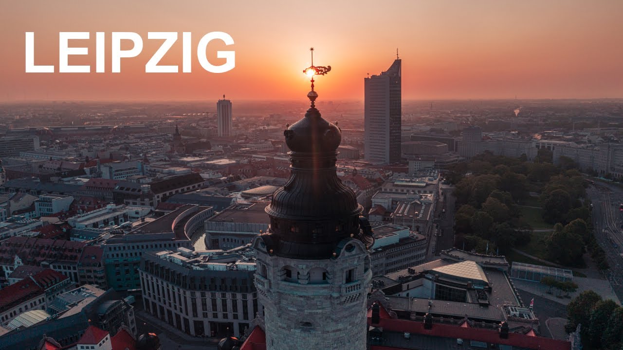 4K Dronefootage - Leipzig: &uuml;ber den D&auml;chern (Germany)