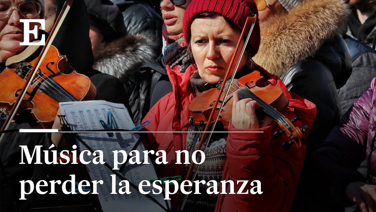 Los ucranios que se refugian de la guerra con m&uacute;sica