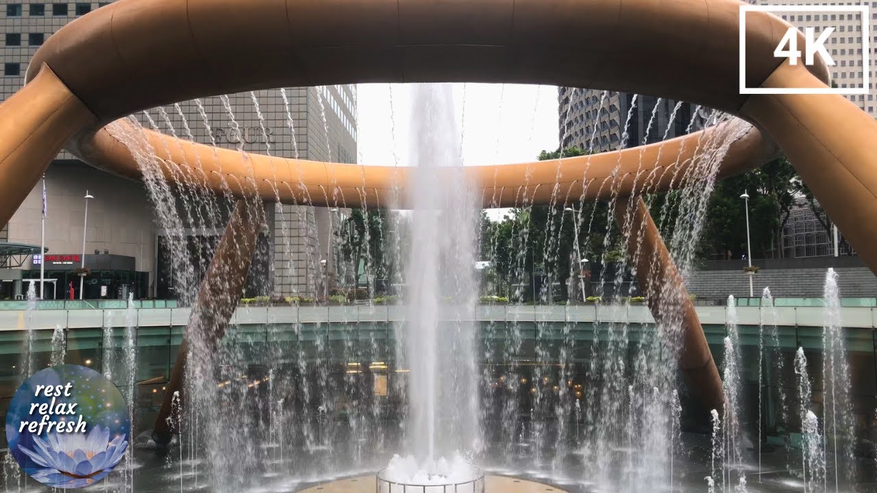 Relaxing Water Fountain Sounds from Singapore's Fountain of Wealth in Suntec City on a Drizzling Day