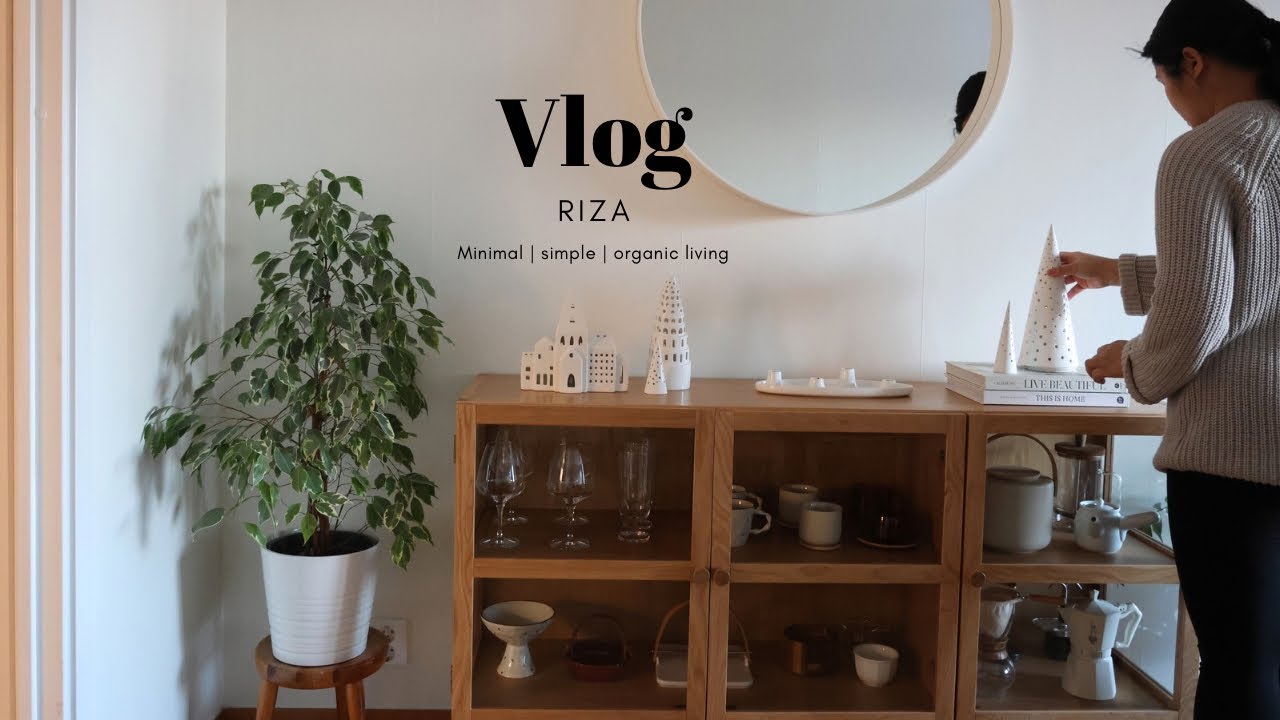 Clean & Decorate our home for Christmas without spending money on new decor│Minimal decor