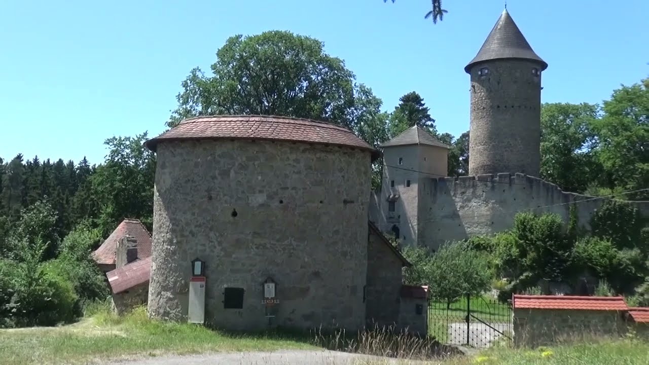 Oberösterreichs historische Schätze: Von der Feste Dornach zur Filialkirche an der Wasserscheide