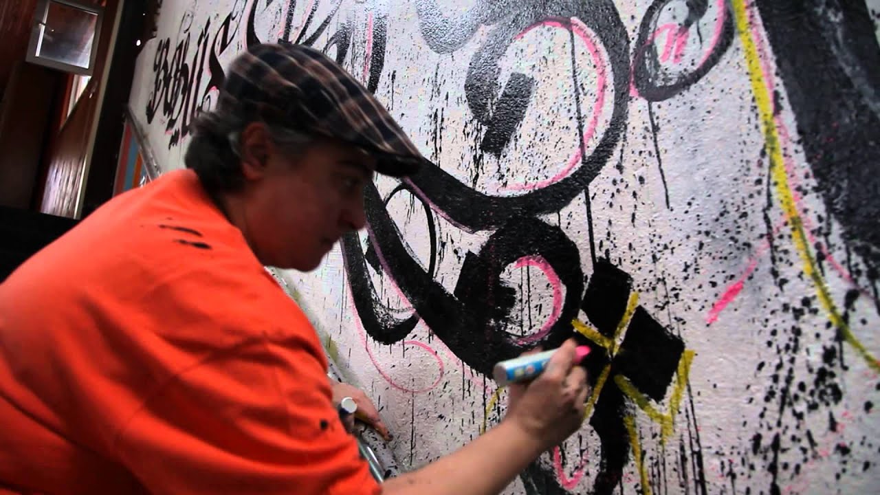 Calligraffiti by Damla Sahin