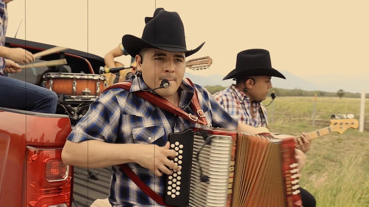 Los Tercos - Ingratos Ojos Mios y Huapango El Relojito (en vivo)