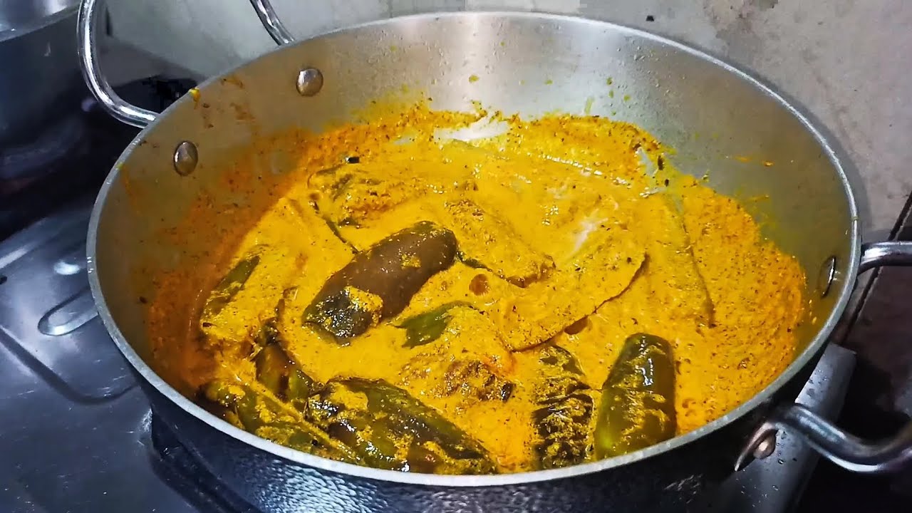Shorshe Begun Recipe | সরষে বেগুন রেসিপি | Authentic Bengali Mustard Brinjal Curry