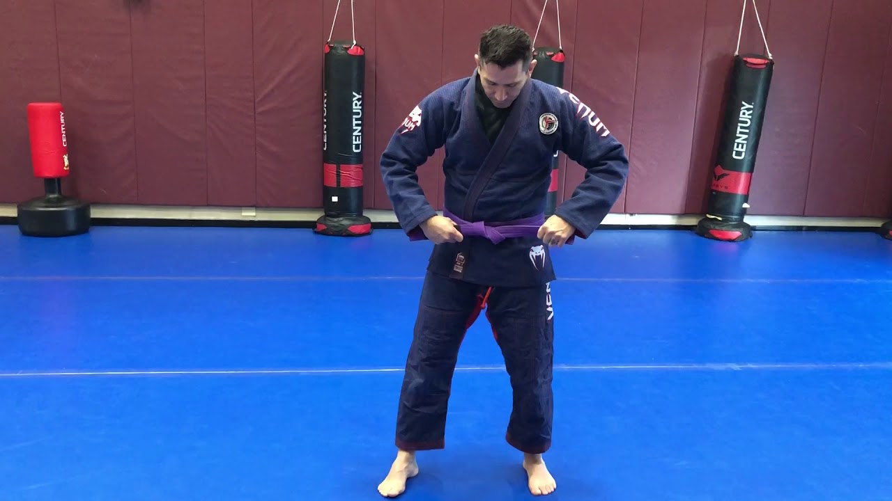 Brazilian Jiu Jitsu - Standard Belt Square Knot Tie