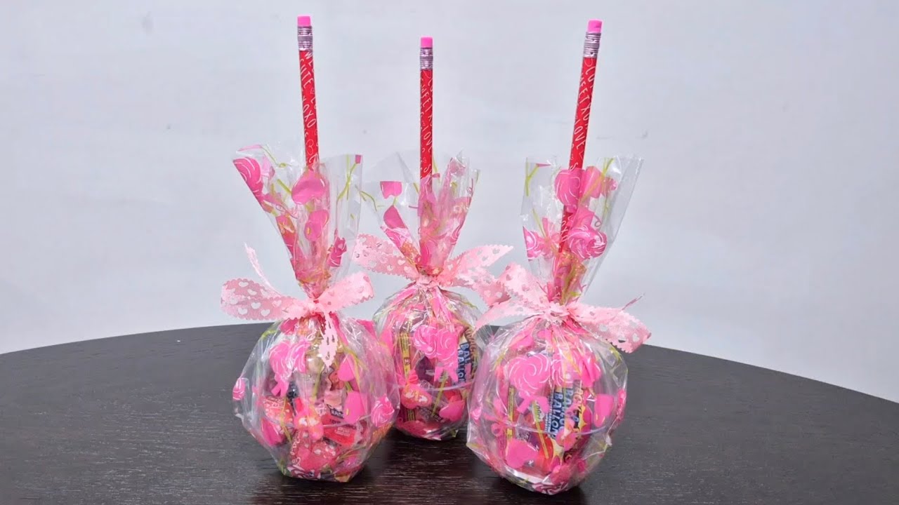 DOLLAR TREE DIY/VALENTINES DAY LOLLIPOPS 🍭 