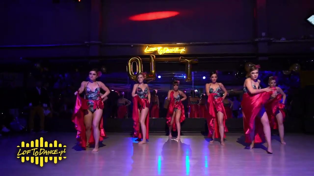 Salsa ladies team by Magda Rudnicka