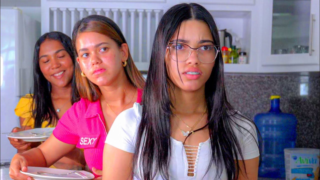 Puso a prueba su amiga con Espaghetis y no creerás el final 😨😡#viral #shortvideos #reflexion
