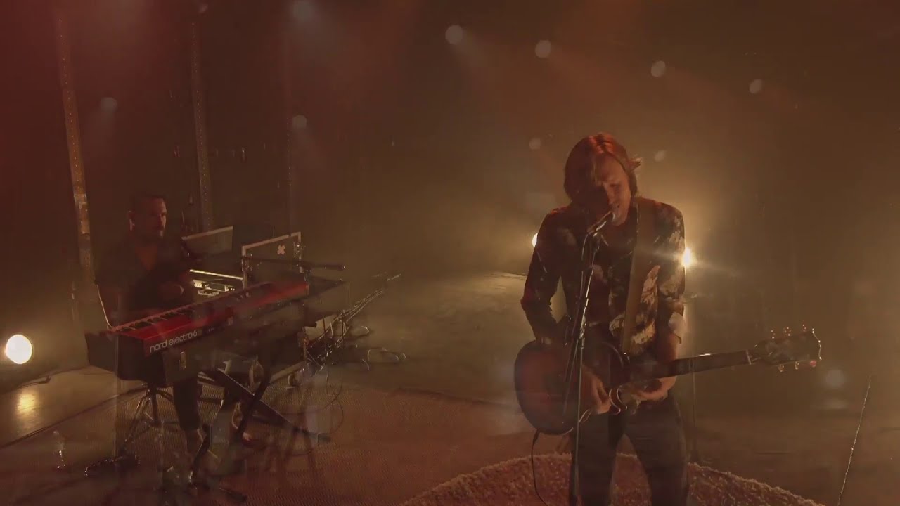 Lydia - Georgia (Live) - A Holiday In the Desert