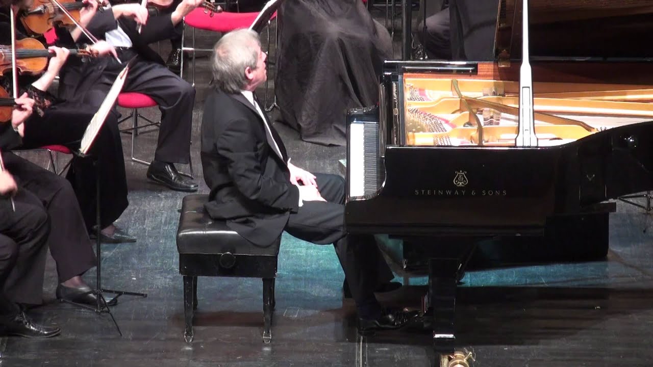 Dmitri Alexeev: Prokofiev Piano Concerto No. 2 g-moll, Op. 16 .