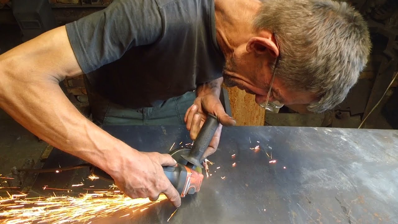 Ковані дверцята для каміна | Hand forged fireplace doors