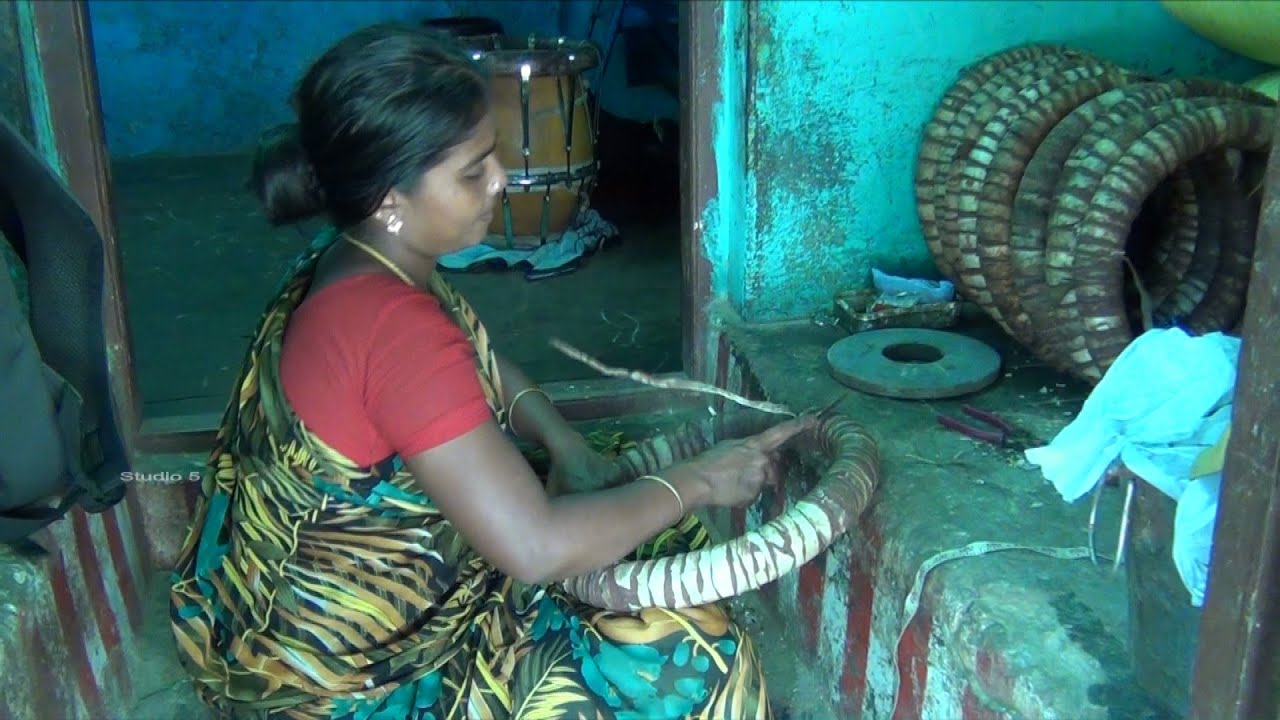 Thavil Making | பெண்கள் செய்யும் தவில், (திருவையாறு)