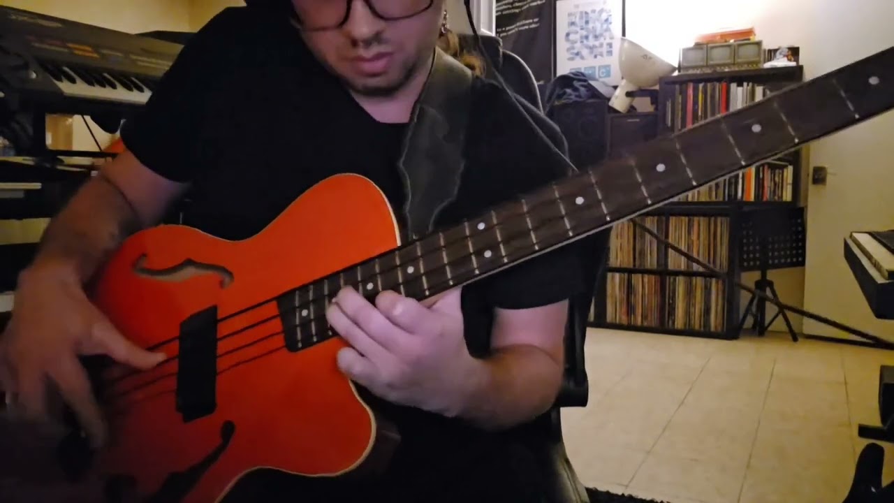 Pat Metheny - Bright Size Life - bass cover