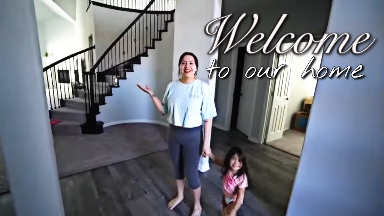 OUR HOUSE TOUR! 🏡 Part 1 👆
