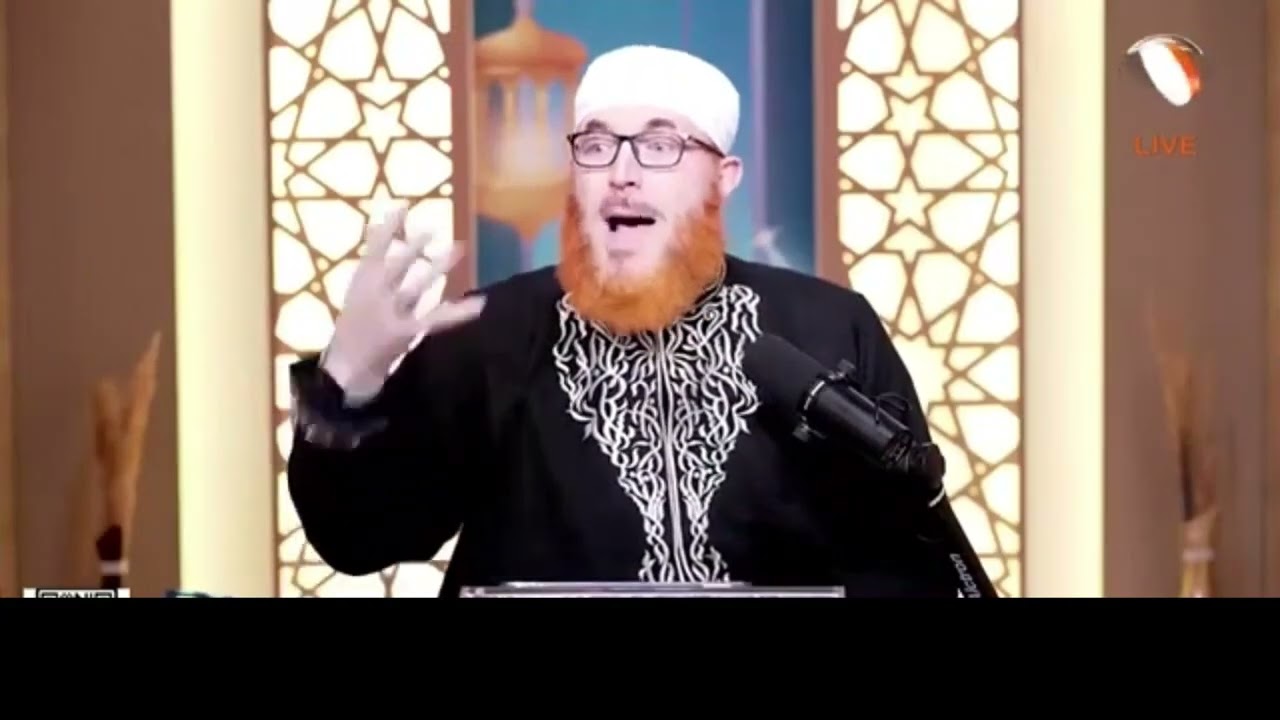 Can we eat or drink during fajr Adhan in Ramadan?