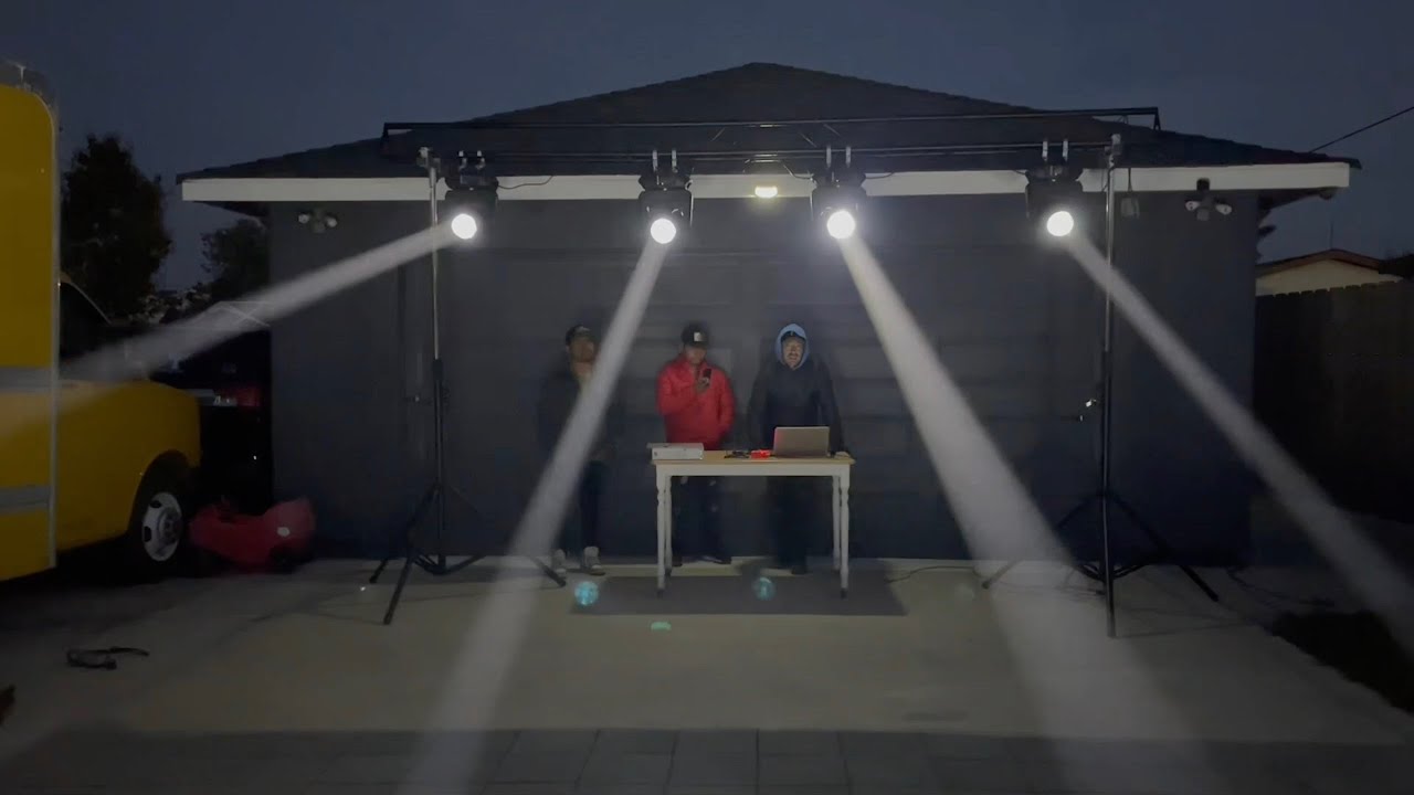 Estrenan iluminación cual modelo es?