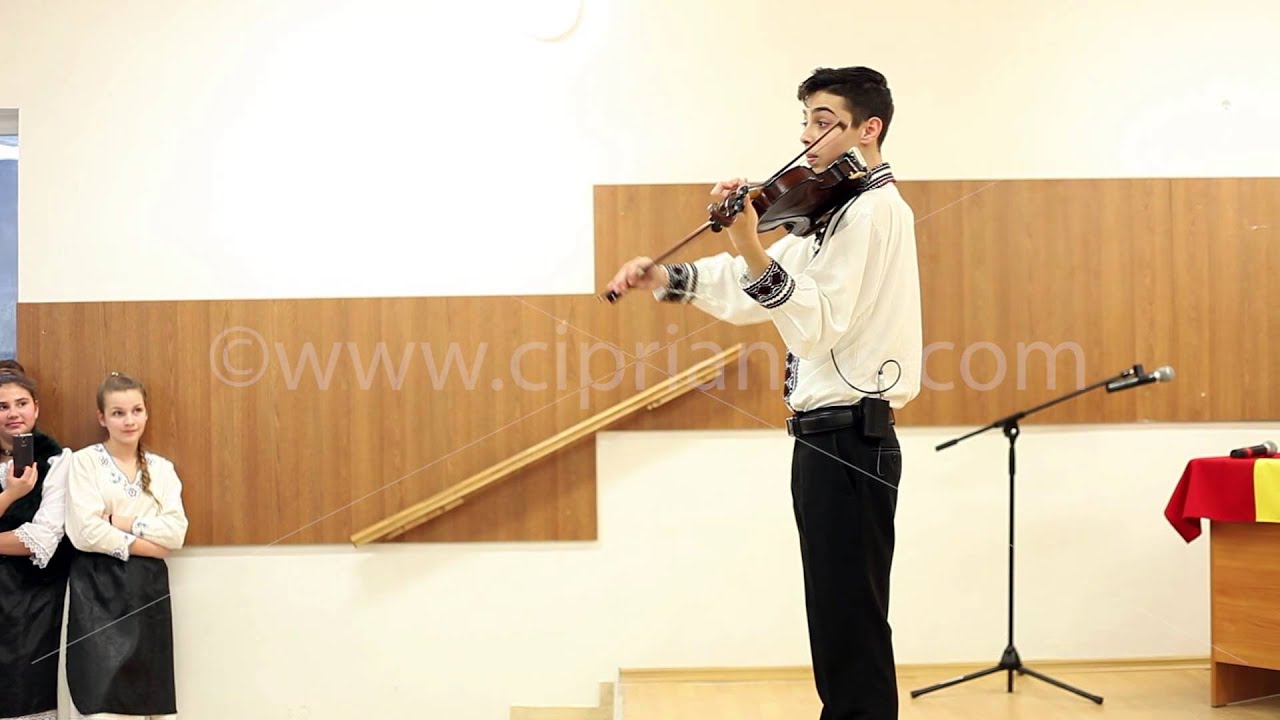 Darius Stoica - Incredible violin talent | CIOCARLIA | Romanian's Got Talent ✔