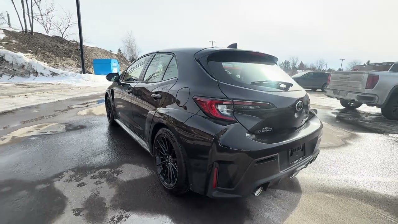 TOYOTA GR COROLLA 2025 300HP