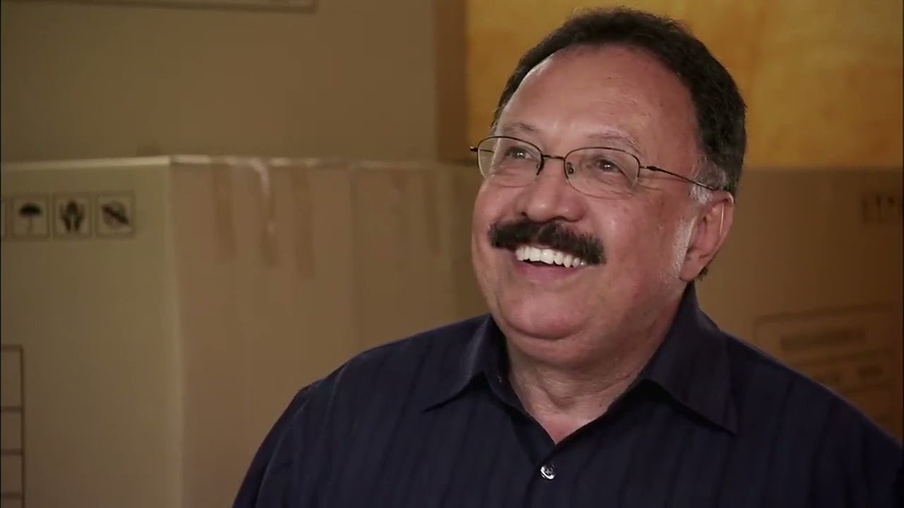 The Liquidator - Jose sells off his inventory