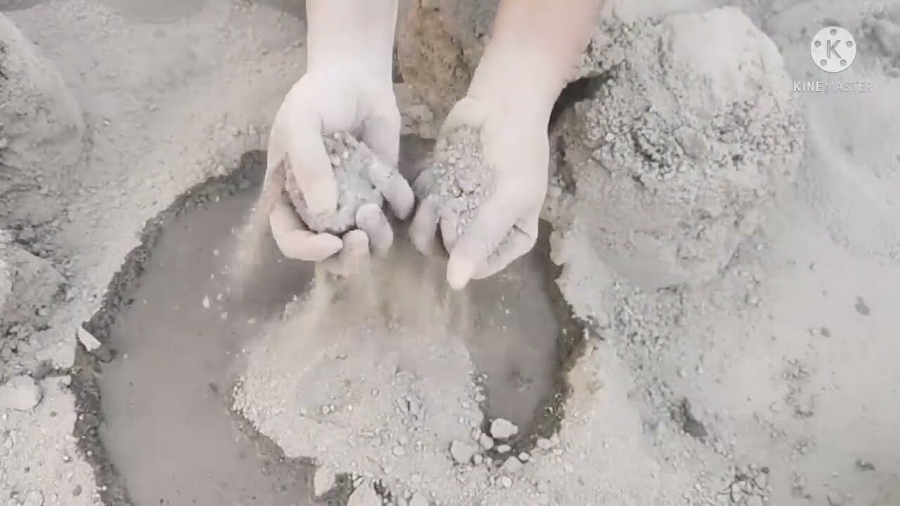 Crunchy gritty sand cement floor Crumbling dry and water 💦 SA ASMR