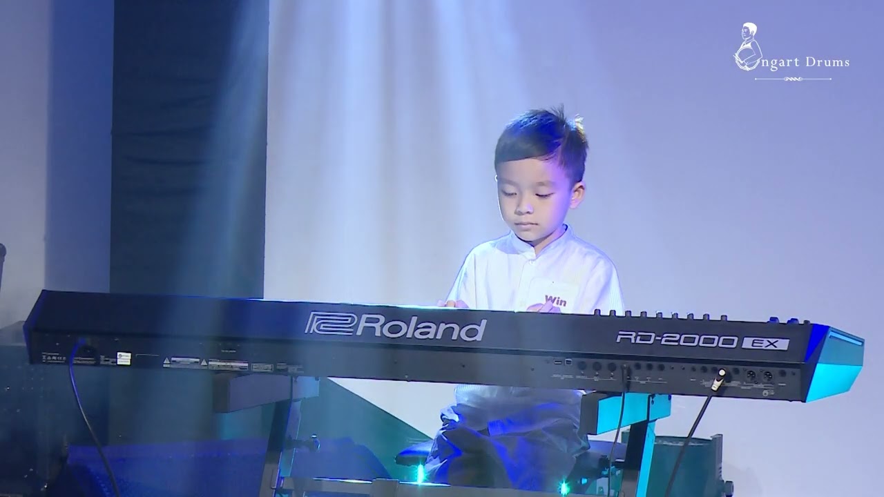 น้องวิน เล่นเปียโนเพลง Skip to My Lou และ In May งาน Drums Party 2025 โรงเรียนสอนกลอง Ongartdrums