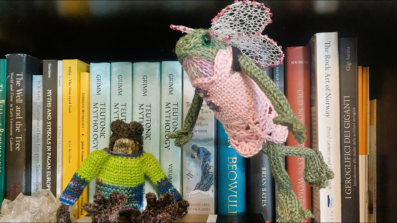 🐸 Grumpy Toad & Frog Knit Look Crochet Amigurumi🐸
