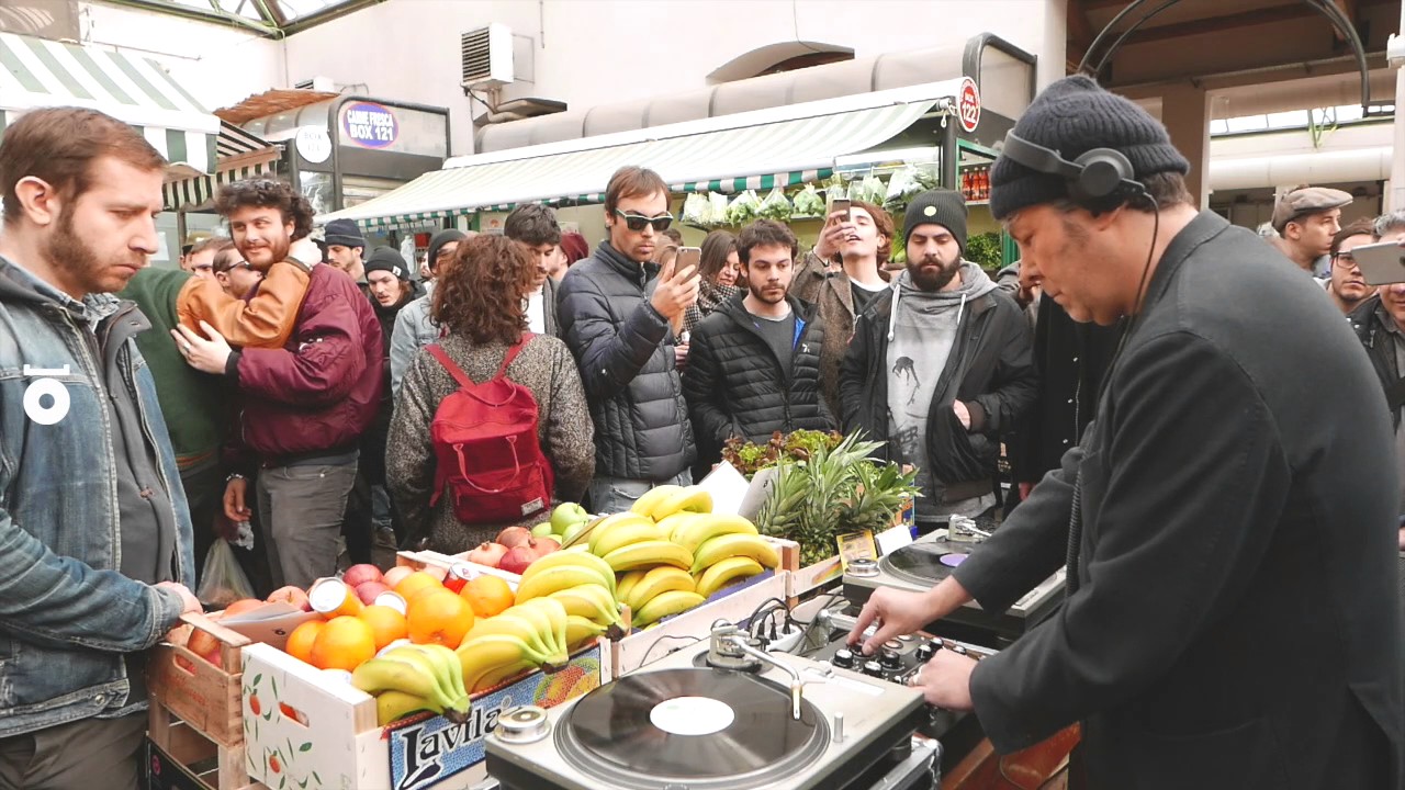 CLAUDIO COCCOLUTO in 180 GR - Esquilino Market, Roma - 2017