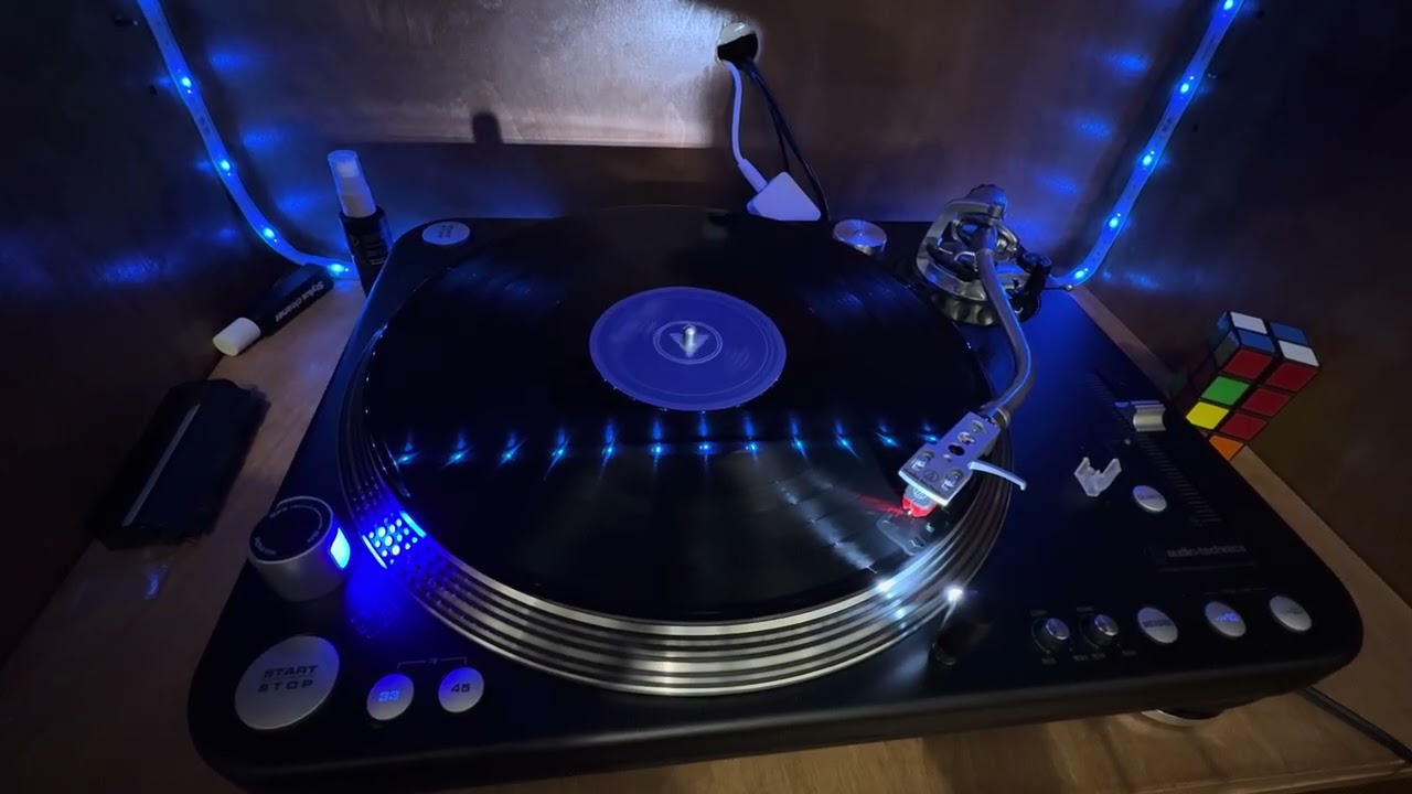 Тоска by Molchat Doma