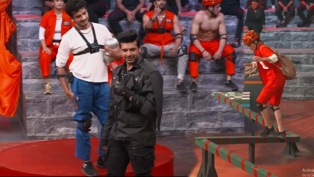 Lock Upp Promo | Munawar Comedy with Karan In Arena Task | Anjali Arora | Kangana Ranaut | MX Player