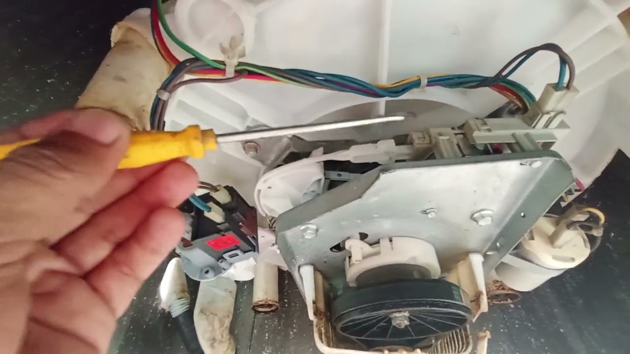 minha maquina de lavar nao esta girando