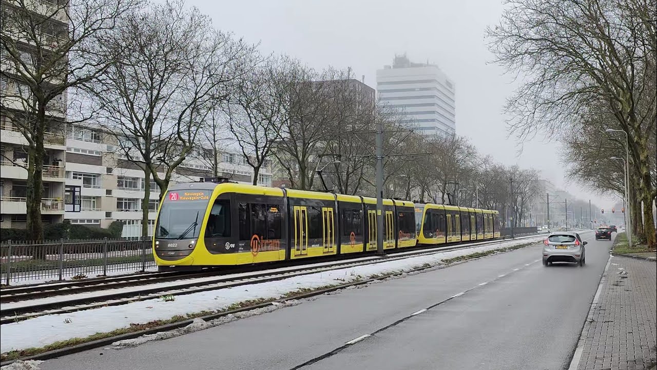 CAF-trams in winters Utrecht