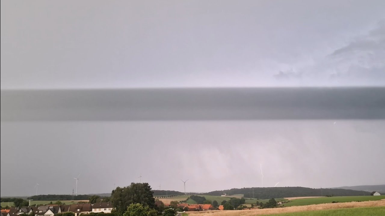 SCHWERGEWITTER mit wildem Hausrüttler (108kA) am 23.07.2024/ DONNER WETTER