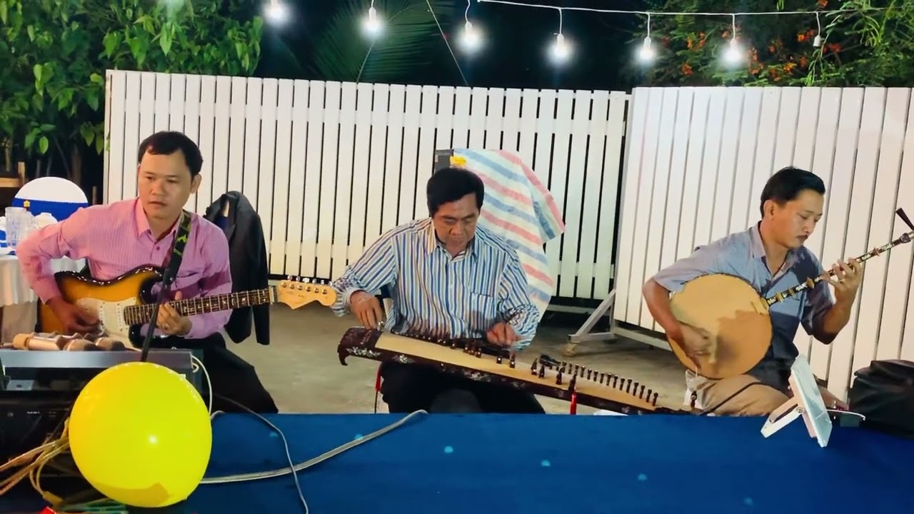 M&agrave;n ho&agrave; tấu giữa c&aacute;c danh thủ - nnut Duy Kim- nnut Trường Giang- danh cầm Ho&agrave;ng Vũ - ns L&ecirc; Duy