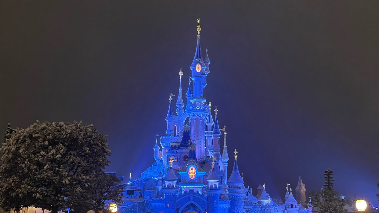 Disney Tales of Magic Full #disneylandparis #disneyland #magicmoments #lightshow 