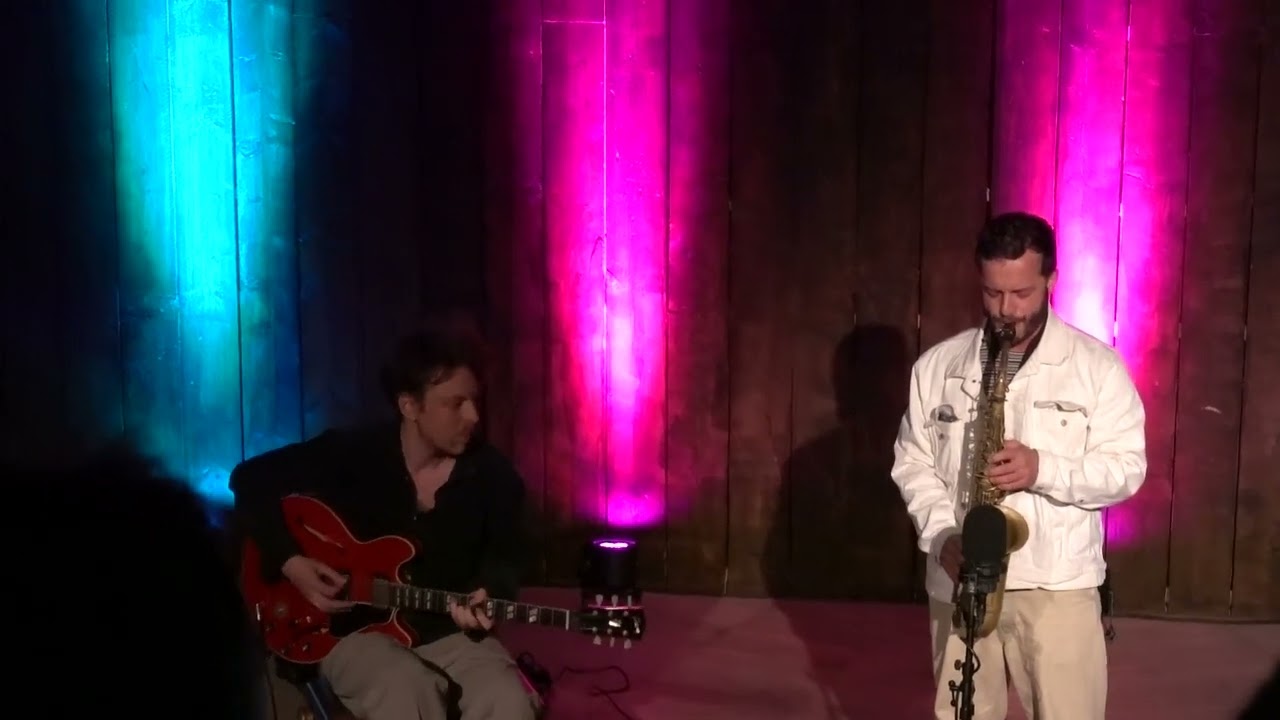 'Fan Fiction' -  Reinier Baas en Ben van Gelder in GR8 #1