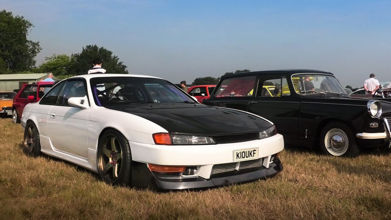Modified Cars GATECRASH Classic Car Show!