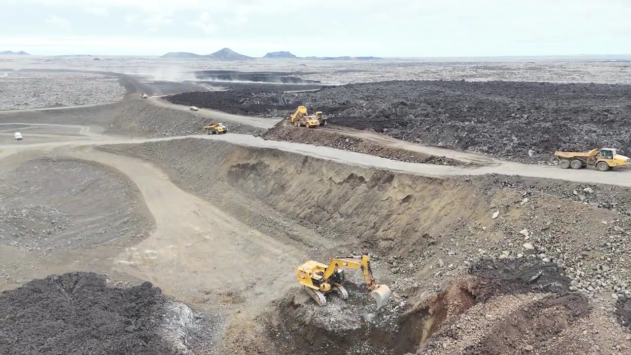 Erhöhung der Lavaschutzmauer L1 in Svartsengi
