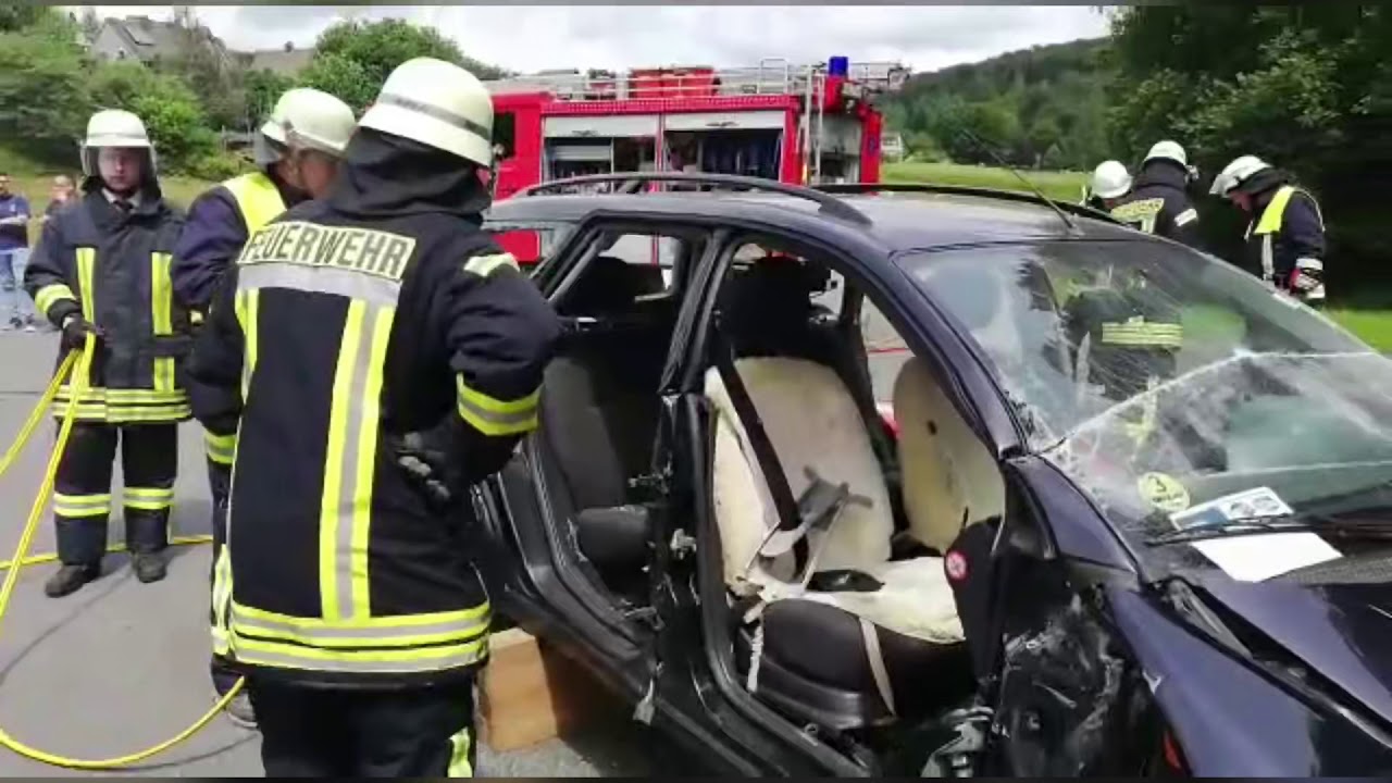 Tag der offenen T&uuml;r bei der Feuerwehr Friesenhagen 17.06.2018
