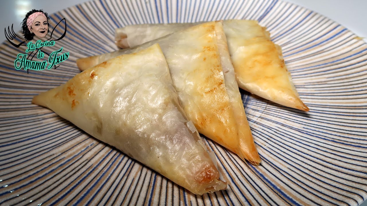 Triángulos de masa filo rellenos de manzana - AMAMA TXUS