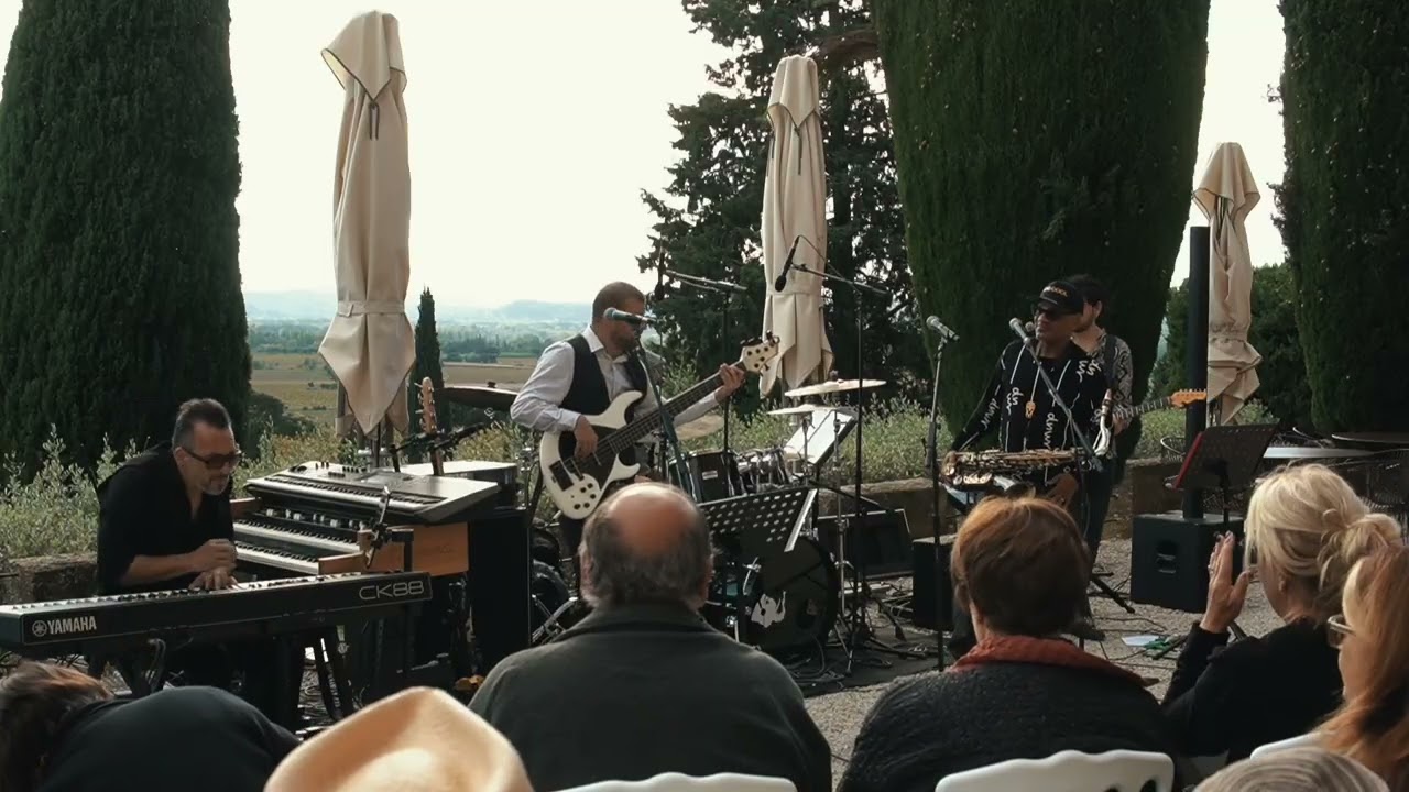 Kirk Whalum “Ascension” live at Chateau Des Fines Roches (France) #kirkwhalum #maxwell #funk 